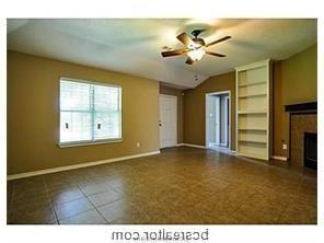 2307 Carnation property image